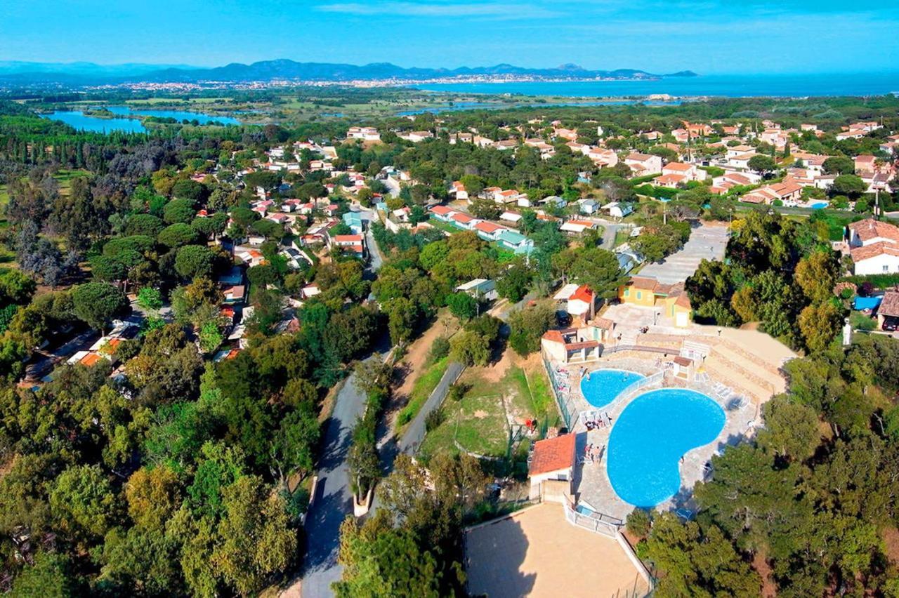 Bungalow Vacances - Riviera Vacances Camping